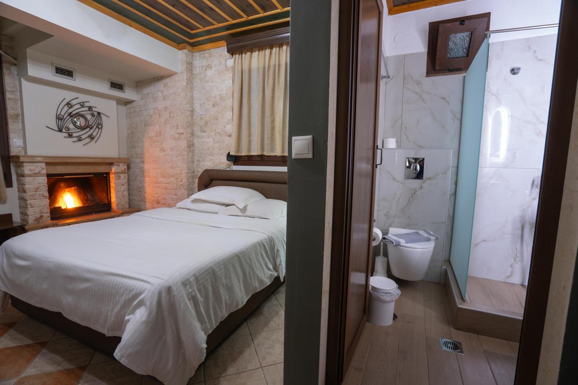 Kallinikos Guesthouse Loutraki  Luaran gambar