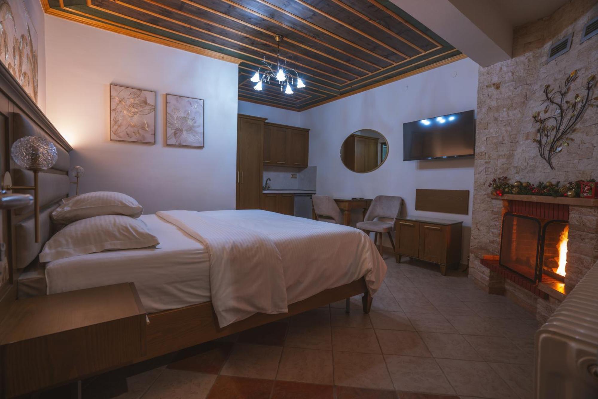 Kallinikos Guesthouse Loutraki  Luaran gambar